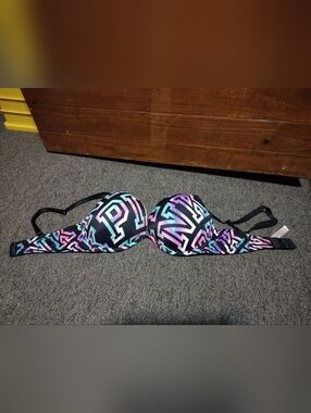 Victoria's Secret Women's "Pink" Tie Dye Bra Size 34D